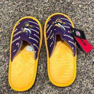 Minnesota Vikings Kids XL (7-8) House Slippers